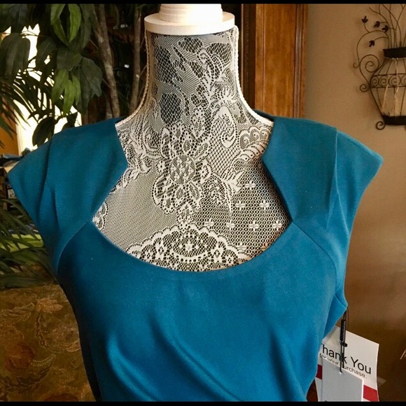 Calvin Klein cap sleeve dress - Picture 3 of 4